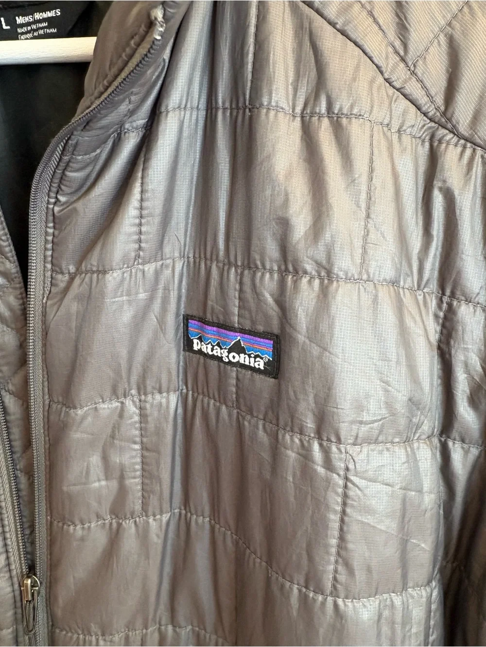 Patagonia Men's Gray Quilted Lightweight Puffer Jacket